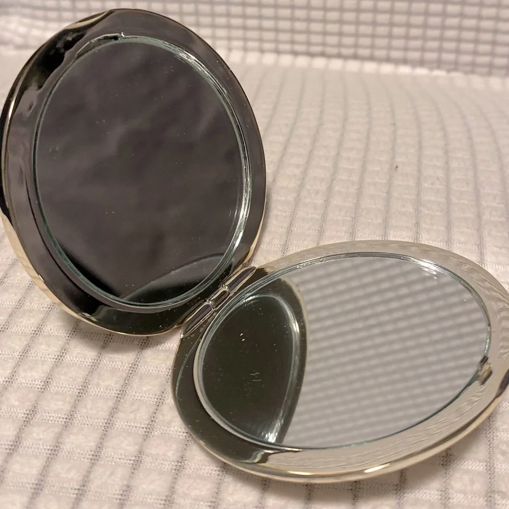 Double mirror🪞 Silver Plated Compact Mirror